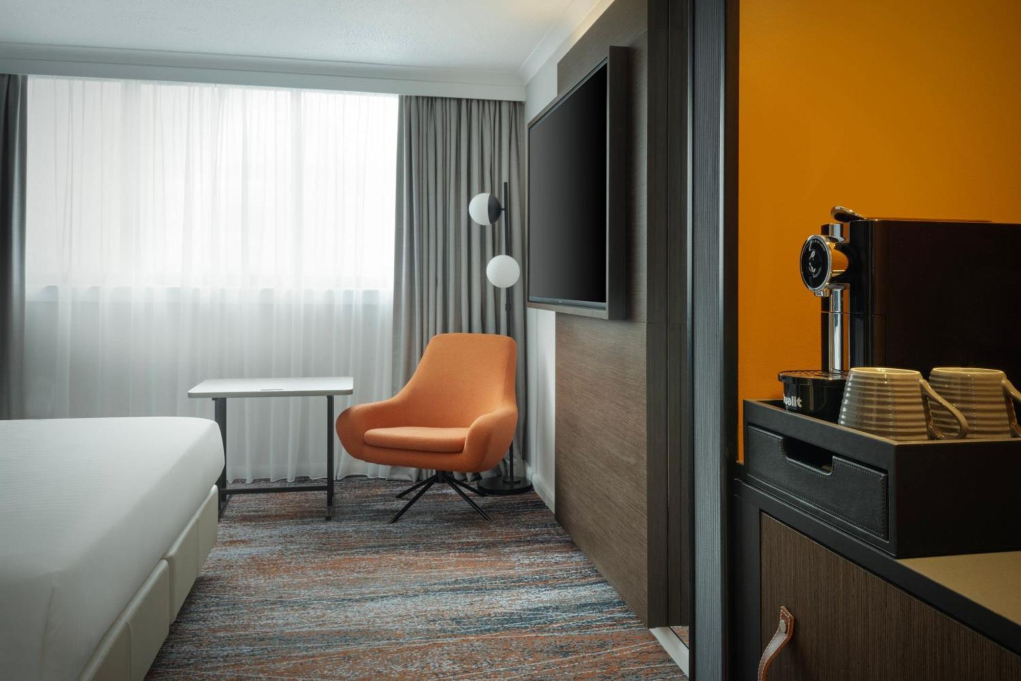 Отель Marriott 4*